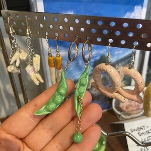 Ceramic Pea Pod Dangle Earrings